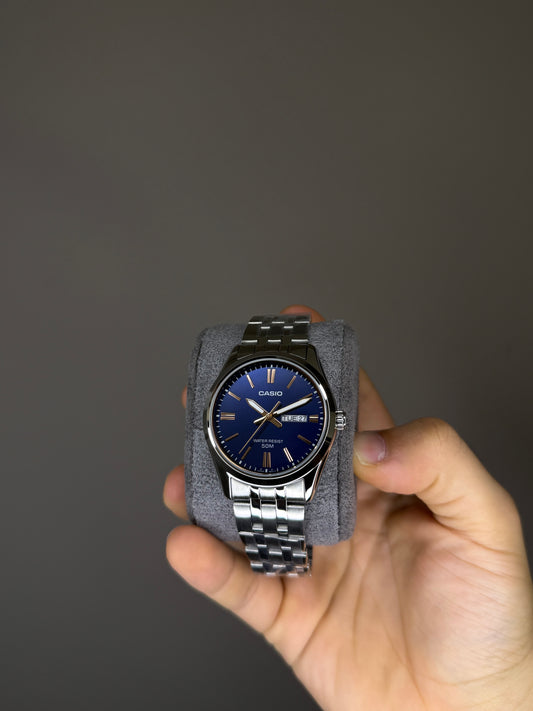 Casio daydate blu