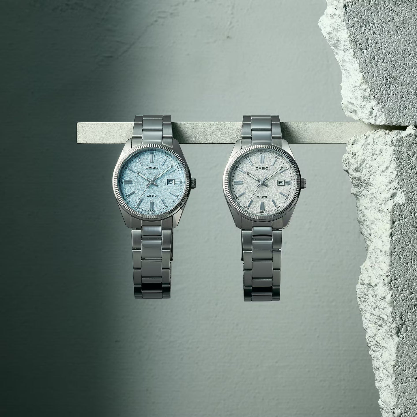 Casio MTP-1302DA-2A2V orologio al quarzo azzurro testurizzato 40 mm acciaio con datario – codice MTP-1302DA-2A2V