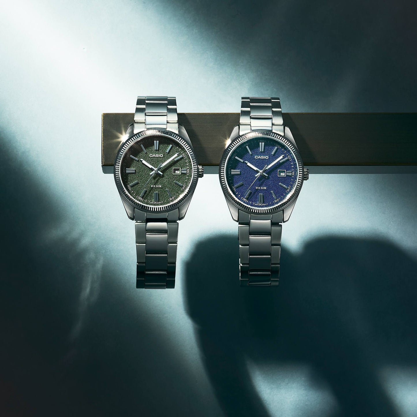 Casio MTP-1302DA-3AV orologio al quarzo verde testurizzato 40 mm acciaio con datario – codice MTP-1302DA-3AV