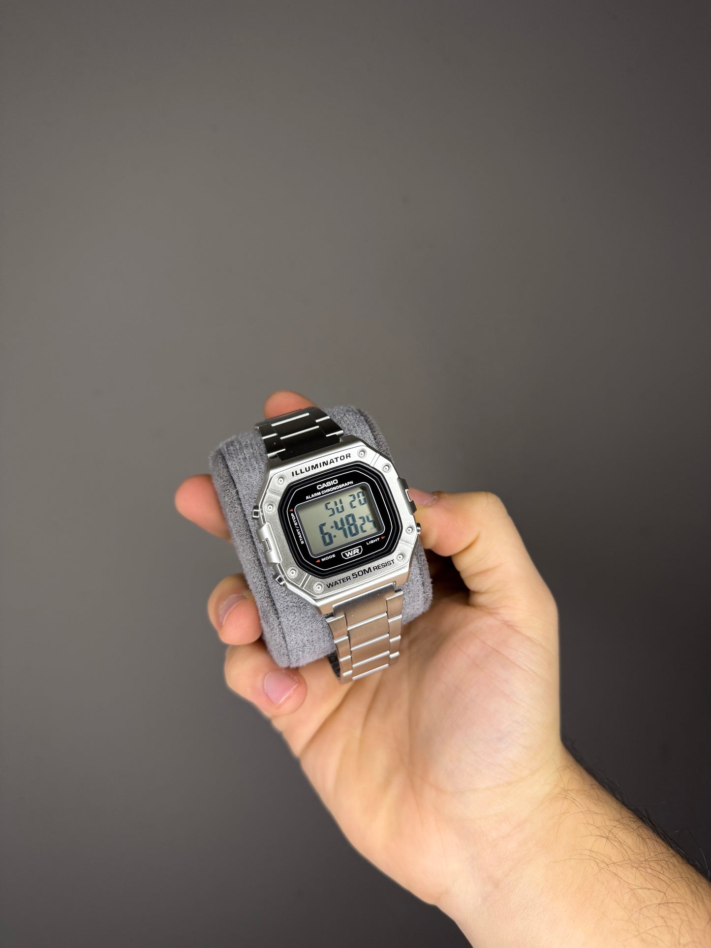 Montre Casio W-218