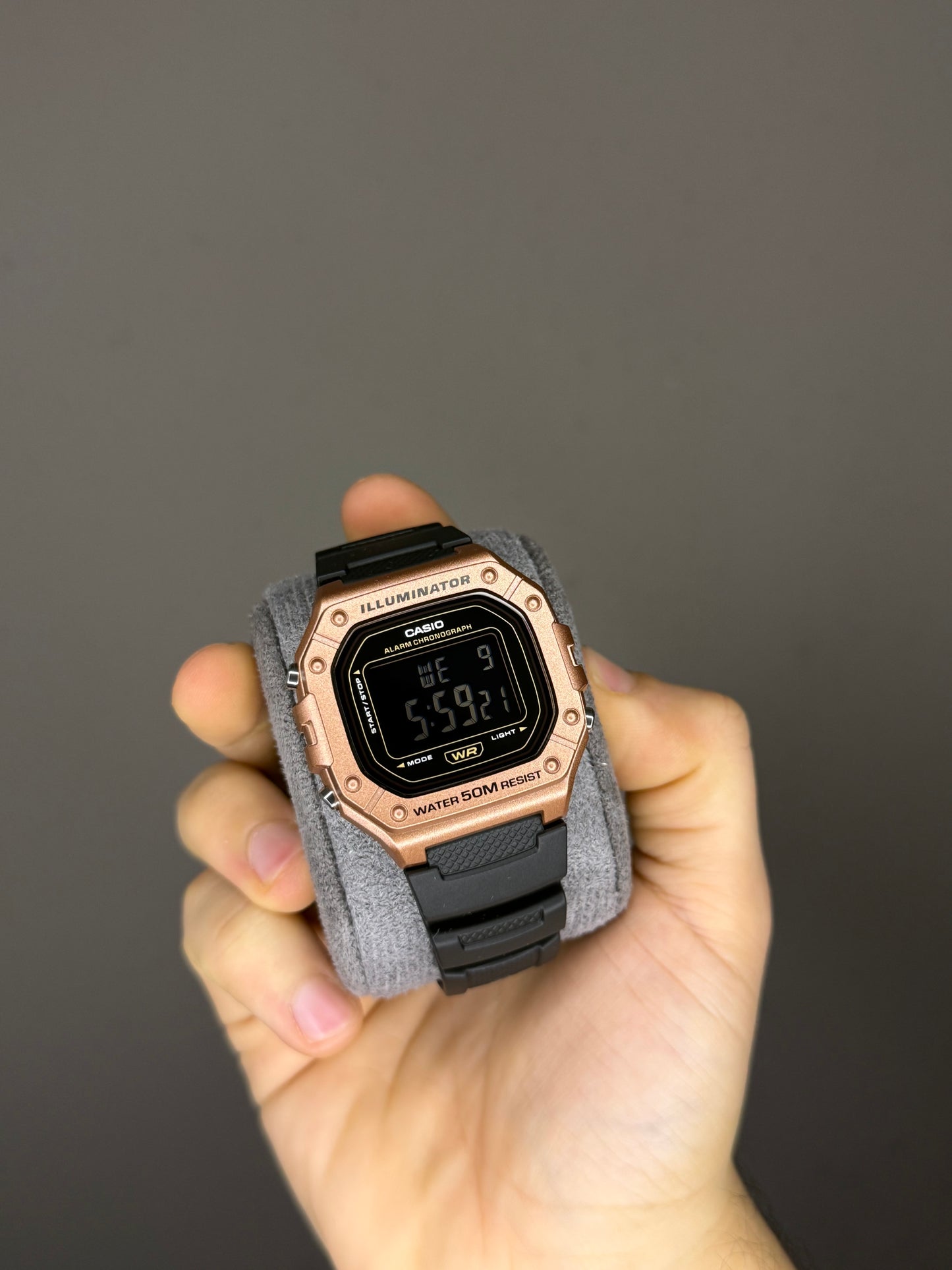 Montre Casio W-218