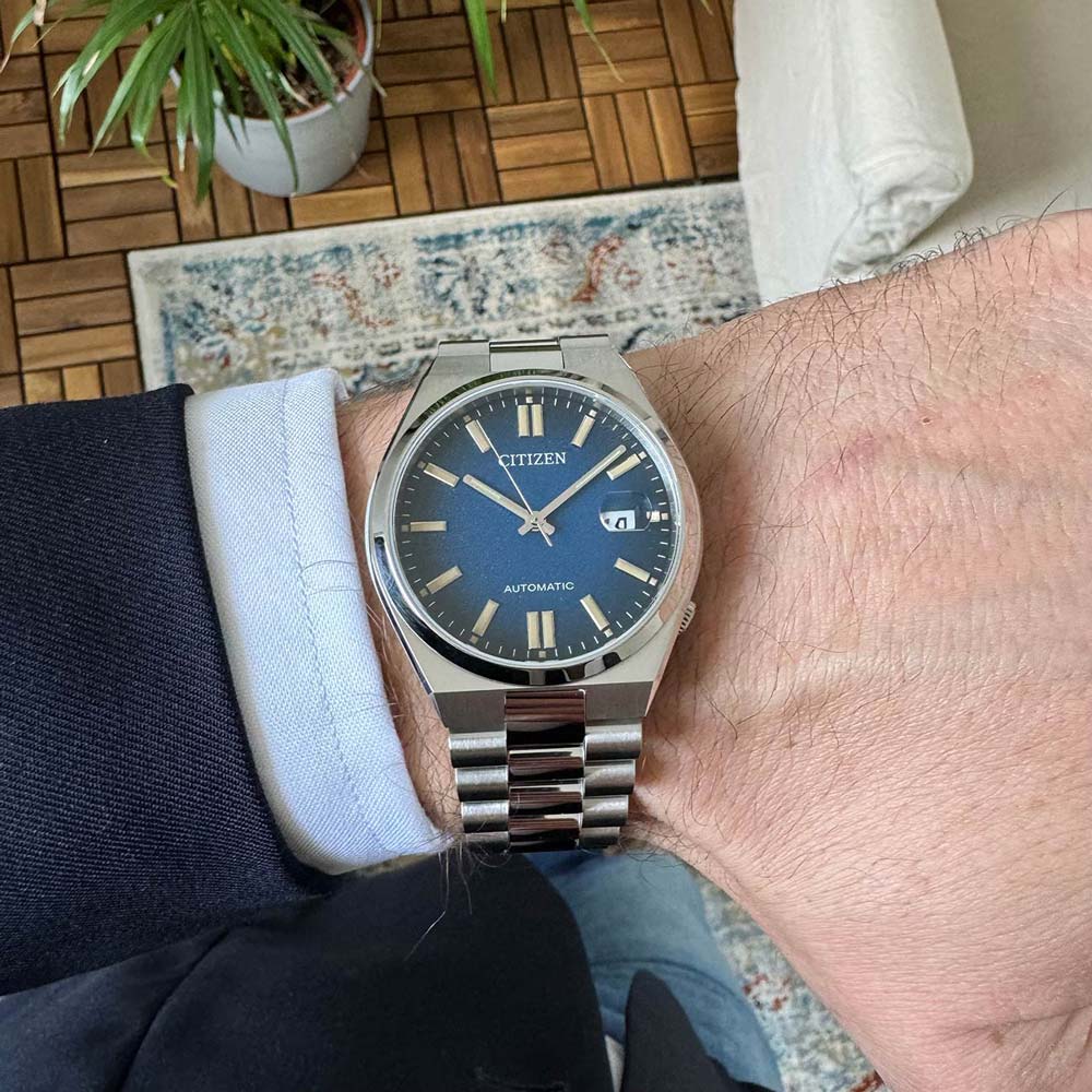 Citizen Tsuyosa NJ0150-81L – Orologio automatico uomo 40mm acciaio, quadrante blu, vetro zaffiro antigraffio.