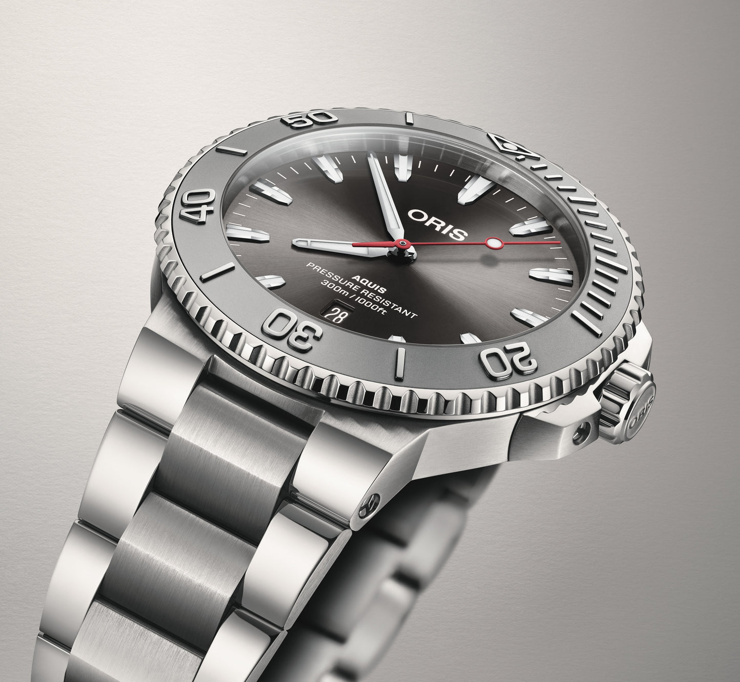 Oris Aquis Date Automatic Swiss Made Grigio 43.5mm – 01 733 7789 4153-07 8 23 04PEB orologio uomo acciaio quadrante grigio zaffiro movimento automatico
