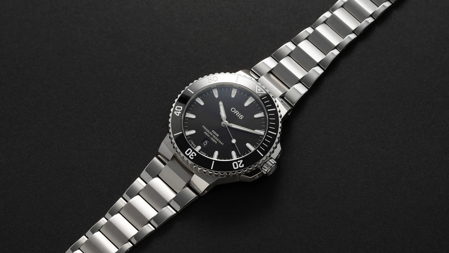 Oris Aquis Date Automatic Swiss Made Nero 43.5mm – 01 733 7789 4154-07 8 23 04PEB orologio uomo acciaio quadrante nero zaffiro movimento automatico