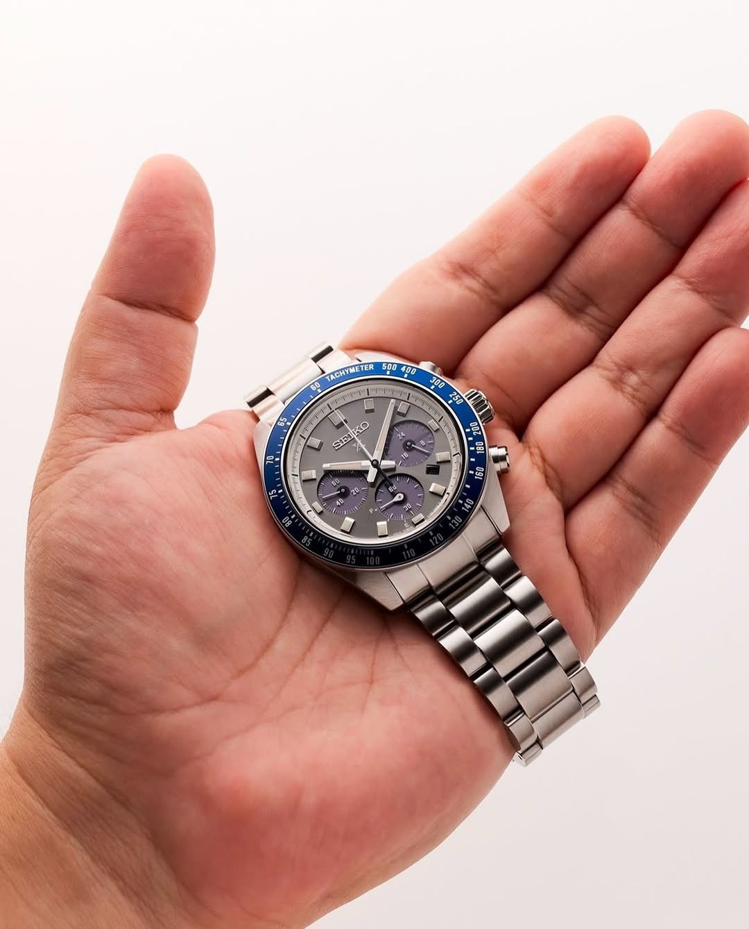 Seiko Prospex Speedtimer Solar Chronograph SSC939P1 – Orologio quarzo solare grigio e blu 41,4mm acciaio con vetro zaffiro