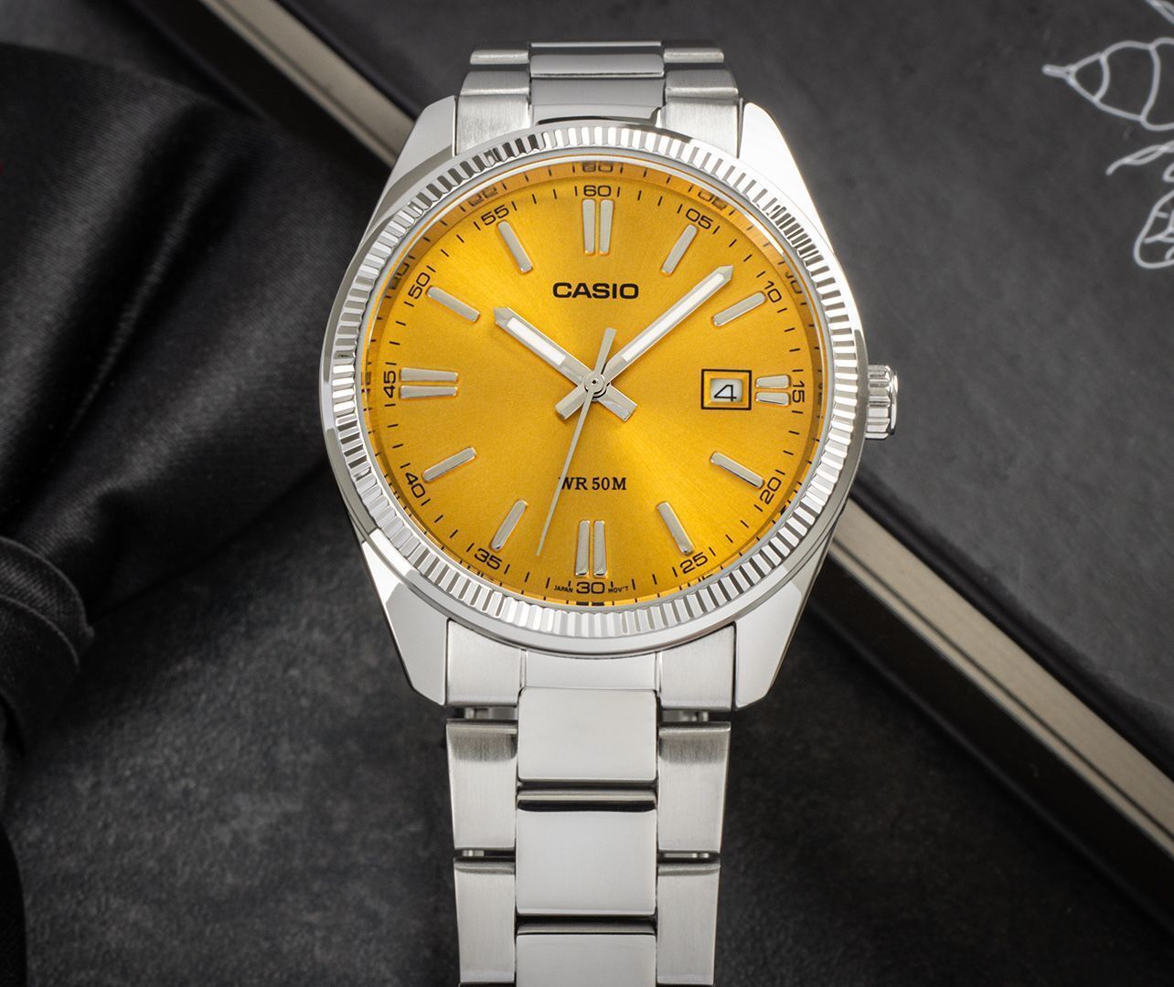Orologio Casio MTP-1302PD-9AV Giallo