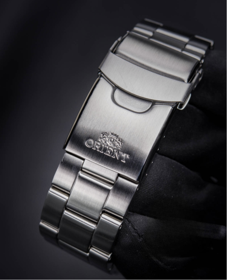 https://mdrwatch.com/products/orient-ra-rosso-daydate-automatico