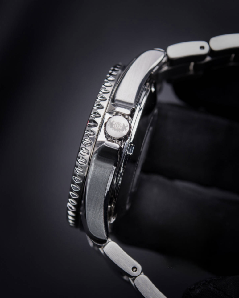 https://mdrwatch.com/products/orient-ra-rosso-daydate-automatico