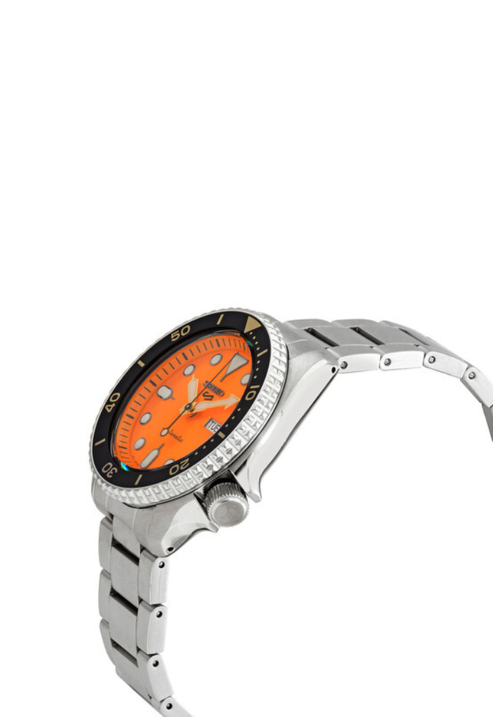 Seiko 5 Sports SRPD59K1 – Automatico, quadrante arancione, cassa 42,5mm in acciaio, lunetta nera, movimento 4R36

