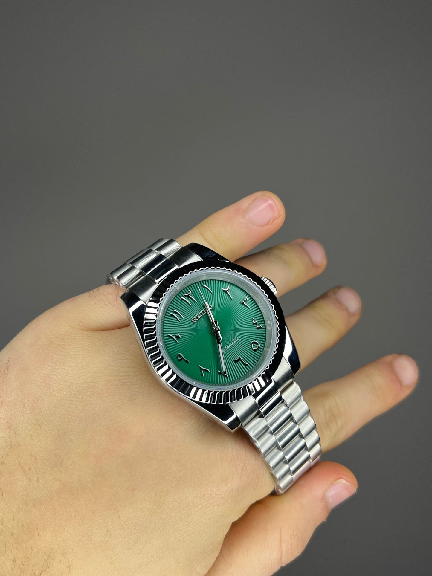 Green arabic mod watch