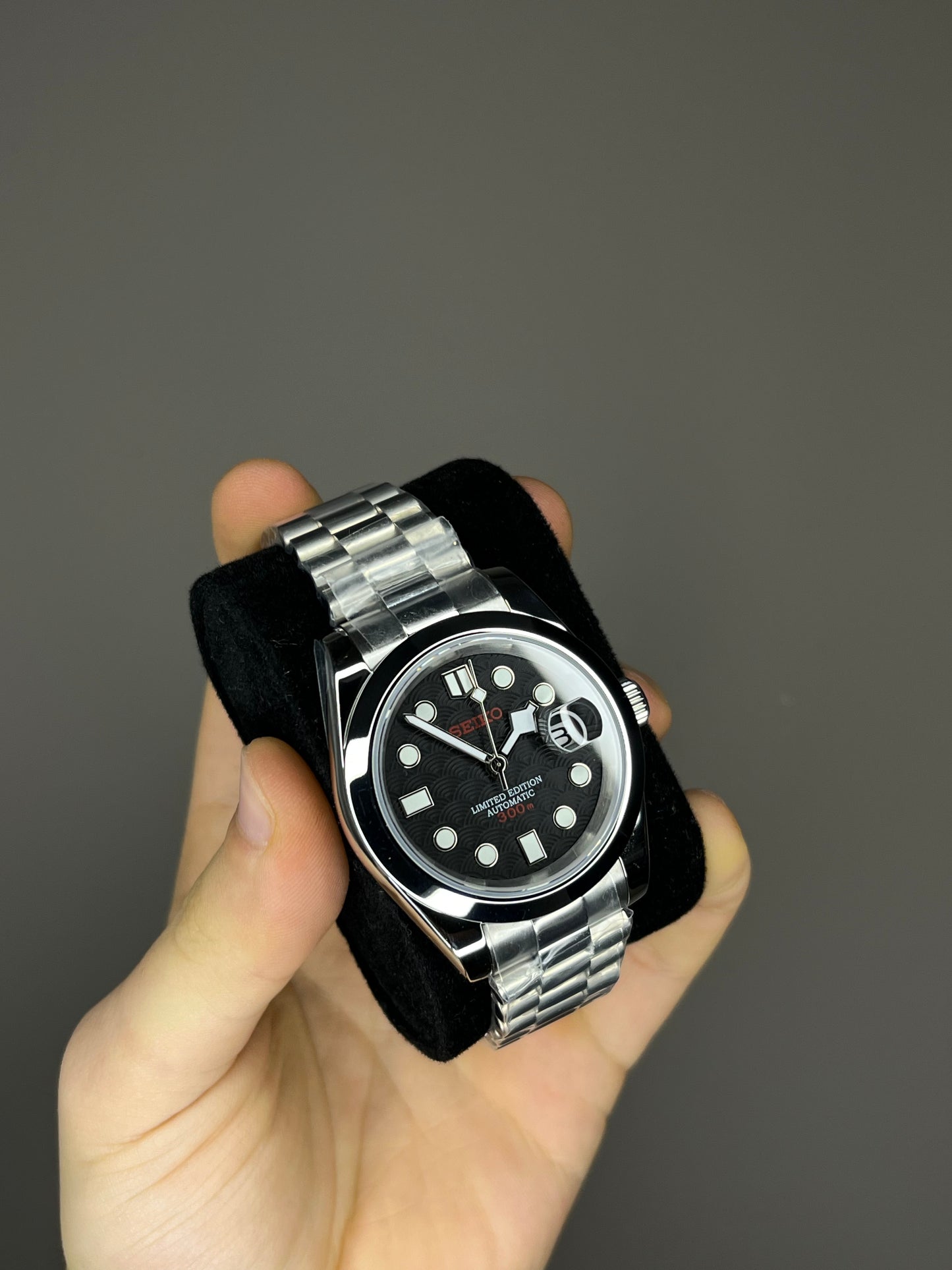 Custom Wave Black Watch