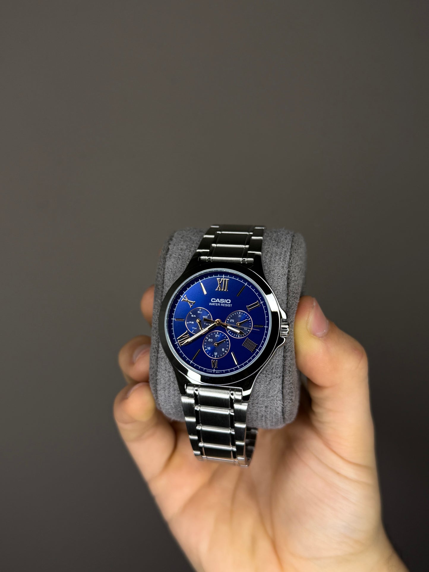 Casio Roman Blu MTP-V300D