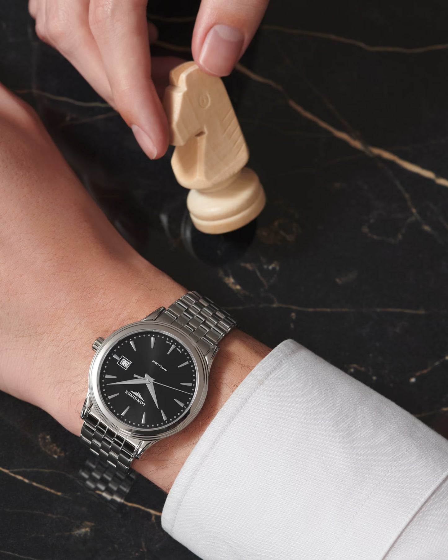 Longines Flagship Classic L4.984.4.59.6 orologio automatico Swiss Made acciaio nero quadrante solei