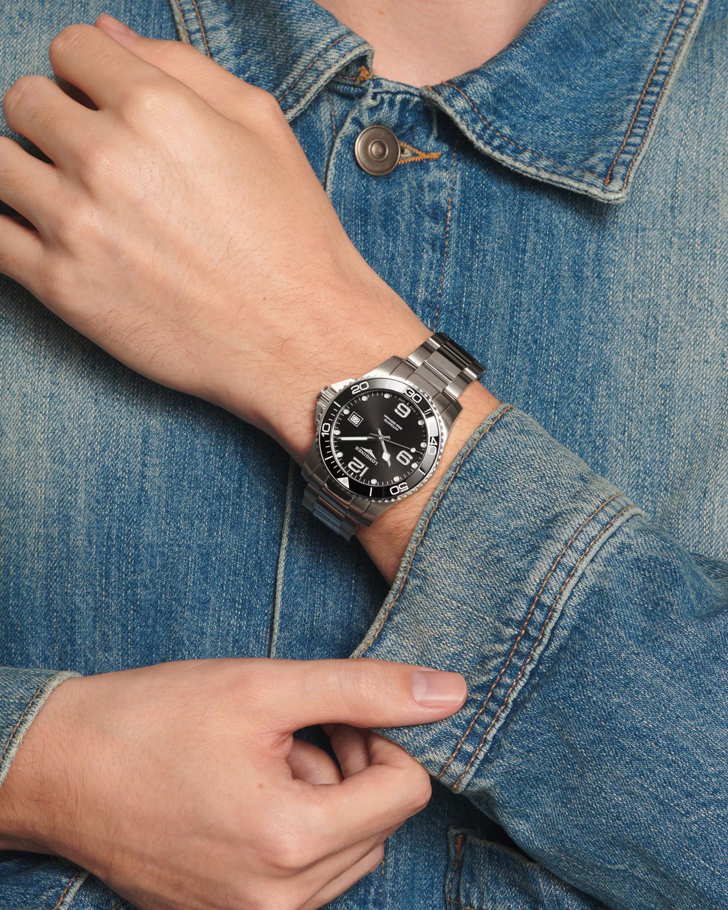Longines HydroConquest L3.781.4.56.6 orologio automatico Swiss Made acciaio nero lunetta ceramica