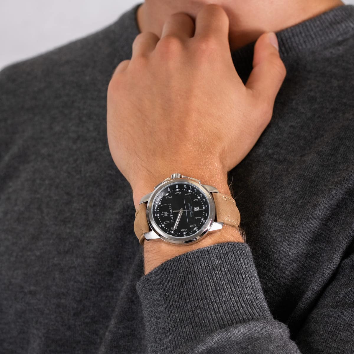 Maserati Successo R8851121004 cronografo uomo quadrante nero cassa acciaio 44 mm cinturino pelle marrone