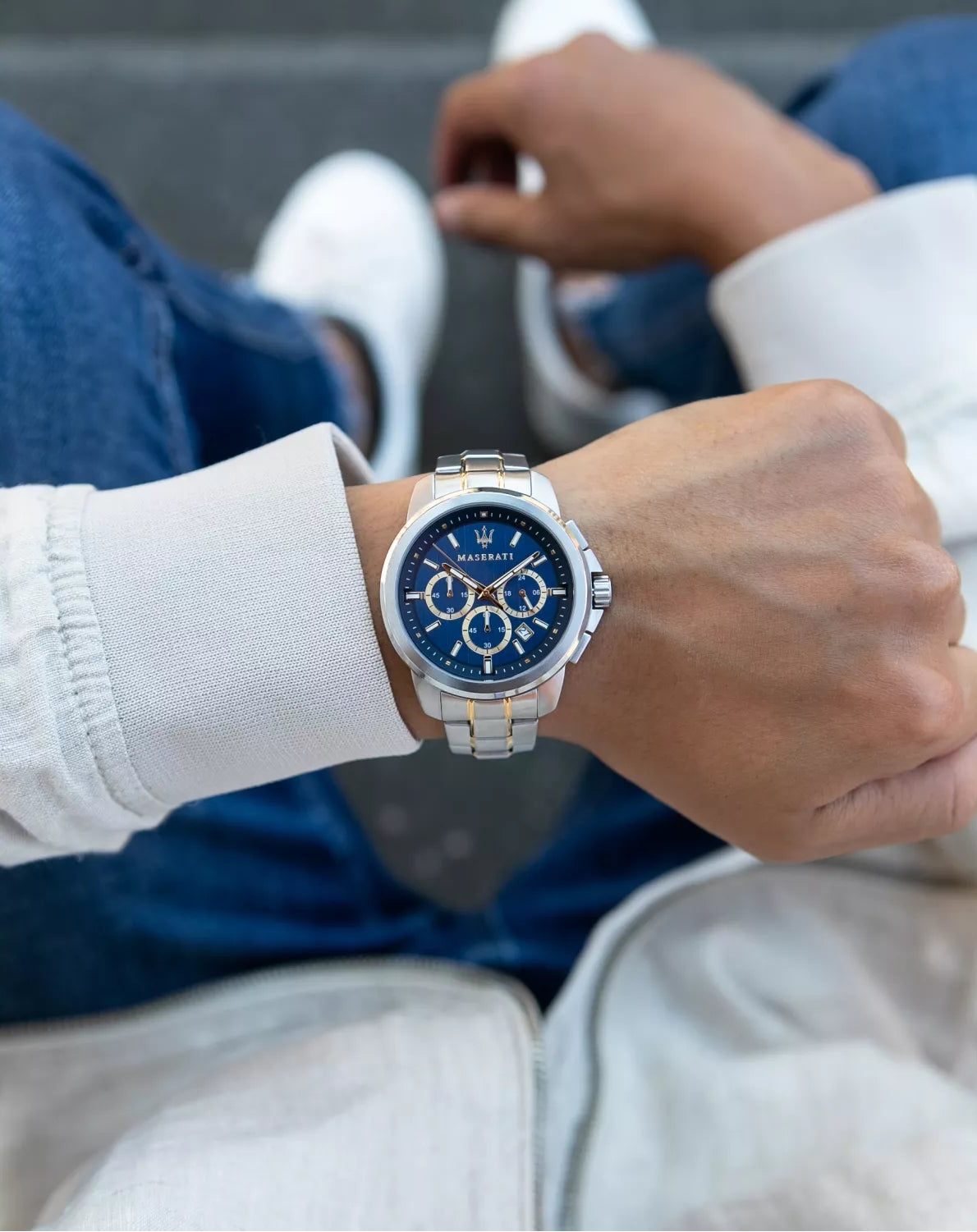 Maserati Successo cronografo uomo R8873621016 quadrante blu cassa acciaio 44 mm bracciale bicolore acciaio oro