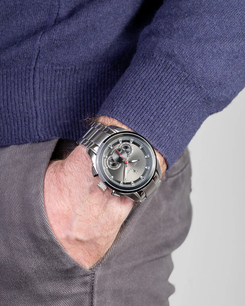 Maserati Traguardo cronografo uomo quarzo nero acciaio 45 mm R8873612015