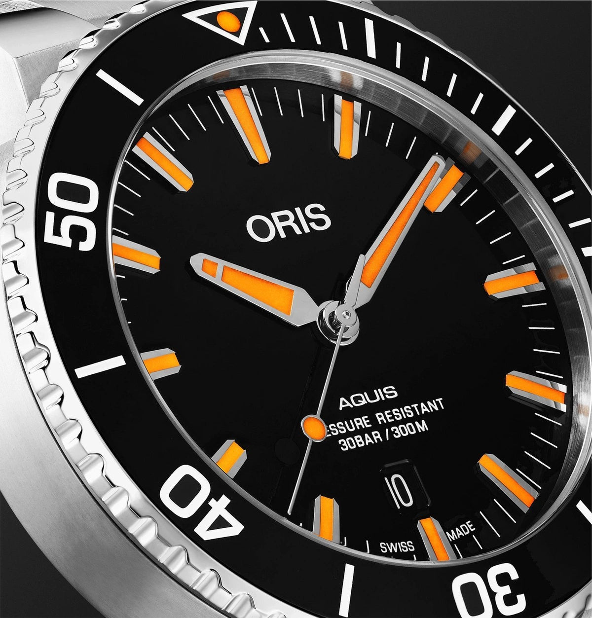 Oris Aquis Date Automatic Swiss Made Nero/Giallo 43.5mm – 01 733 7730 4159-07 8 24 05PEB orologio uomo acciaio quadrante nero indici giallo scuro zaffiro movimento automatico
