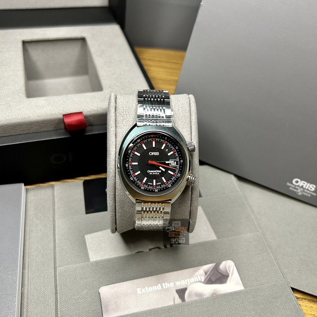 Oris Chronoris Date automatico 39mm acciaio quadrante nero ref 01 733 7737 4054-07 8 19 01 Swiss Made