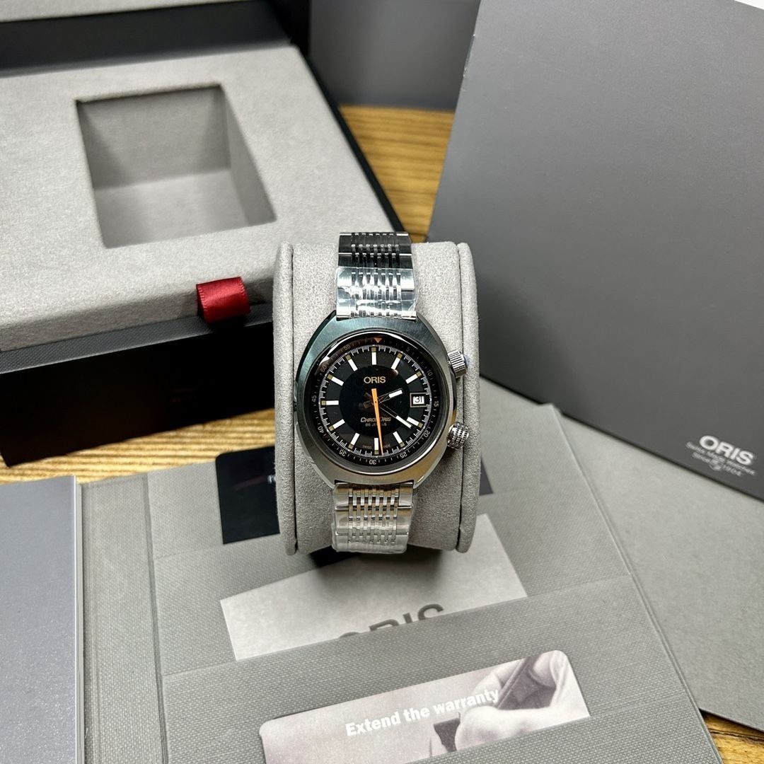 Oris Chronoris Movember Edition automatico 39mm acciaio quadrante nero ref 01 733 7737 4034-Set MB Swiss Made