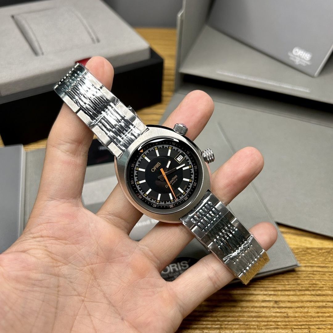 Oris Chronoris Movember Edition automatico 39mm acciaio quadrante nero ref 01 733 7737 4034-Set MB Swiss Made