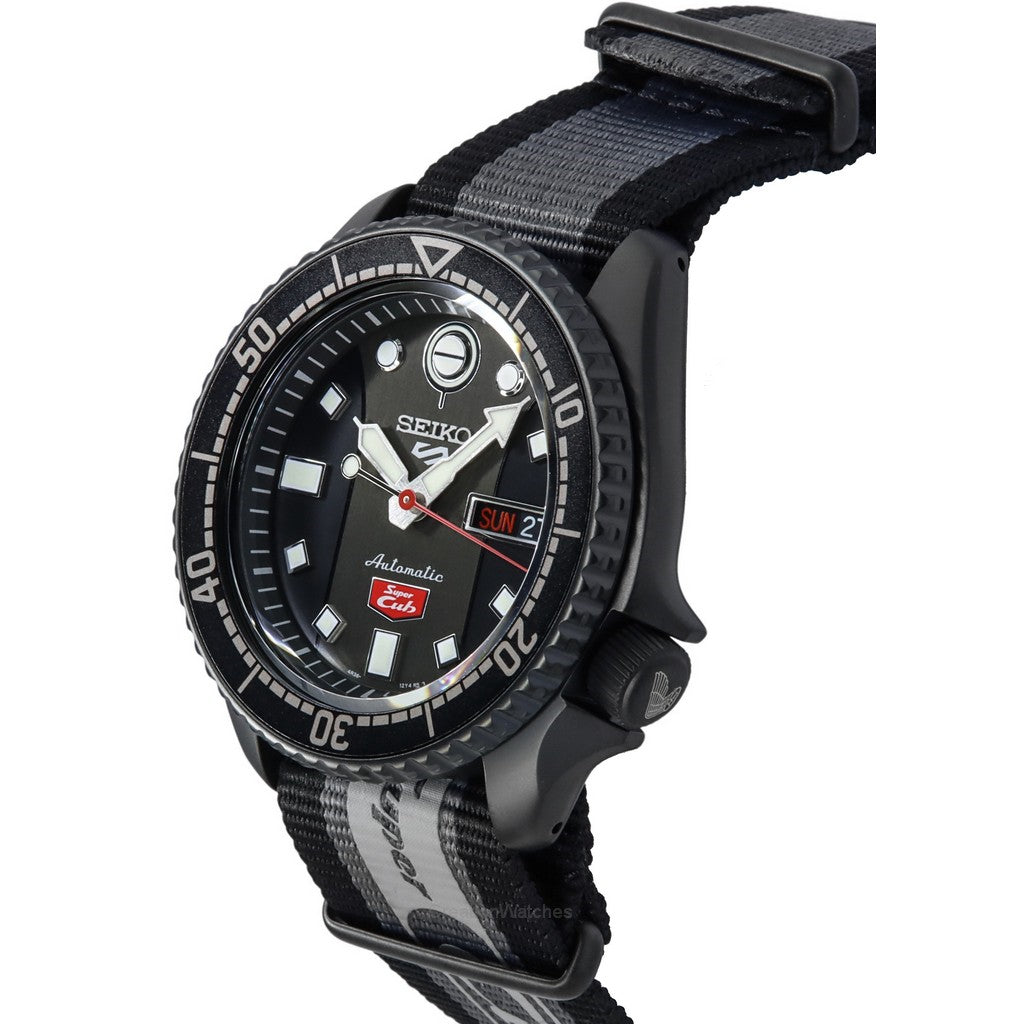 Seiko 5 Sports Honda Super Cub Limited Edition SRPJ75K1 orologio automatico 42,5 mm calibro 4R36 edizione limitata moto Honda vintage motociclistico