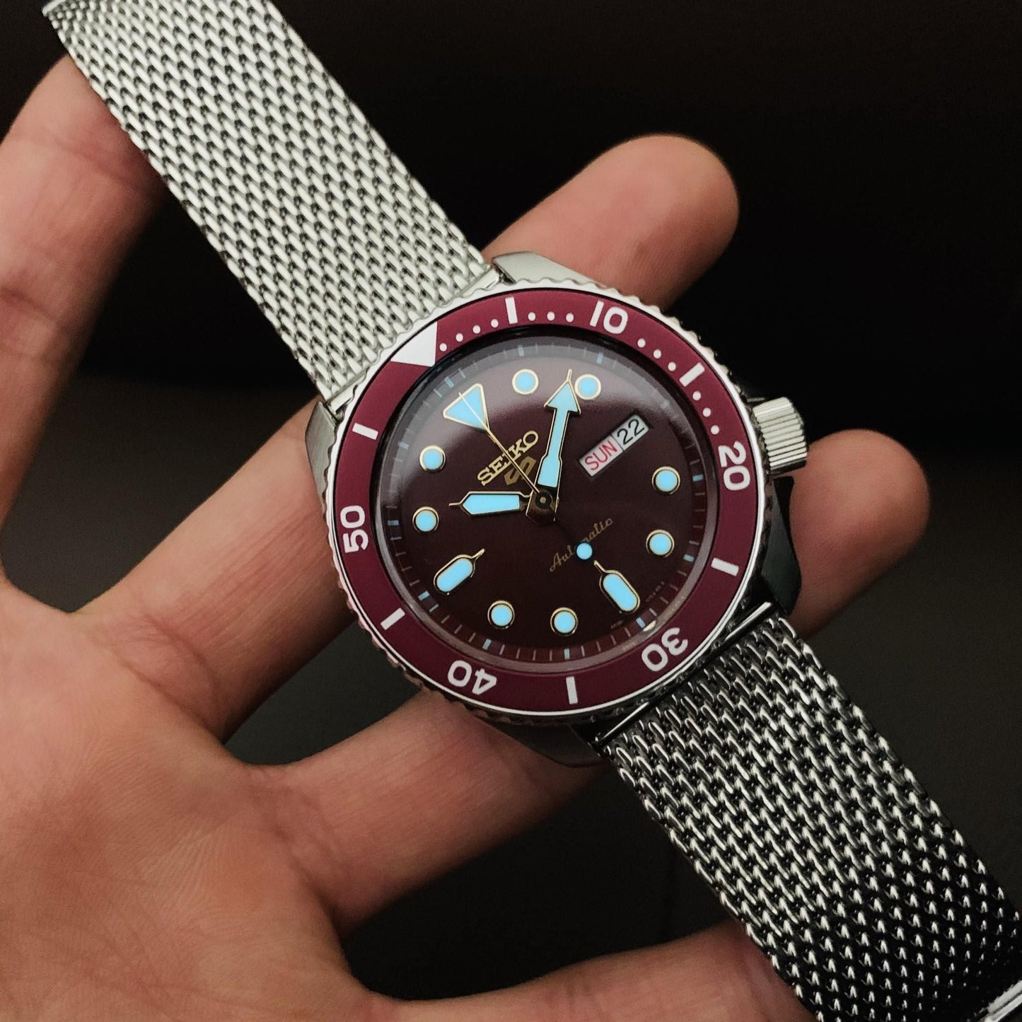 Seiko 5 Sports SRPD69K1 automatico 42,5mm quadrante rosso rubino acciaio uomo