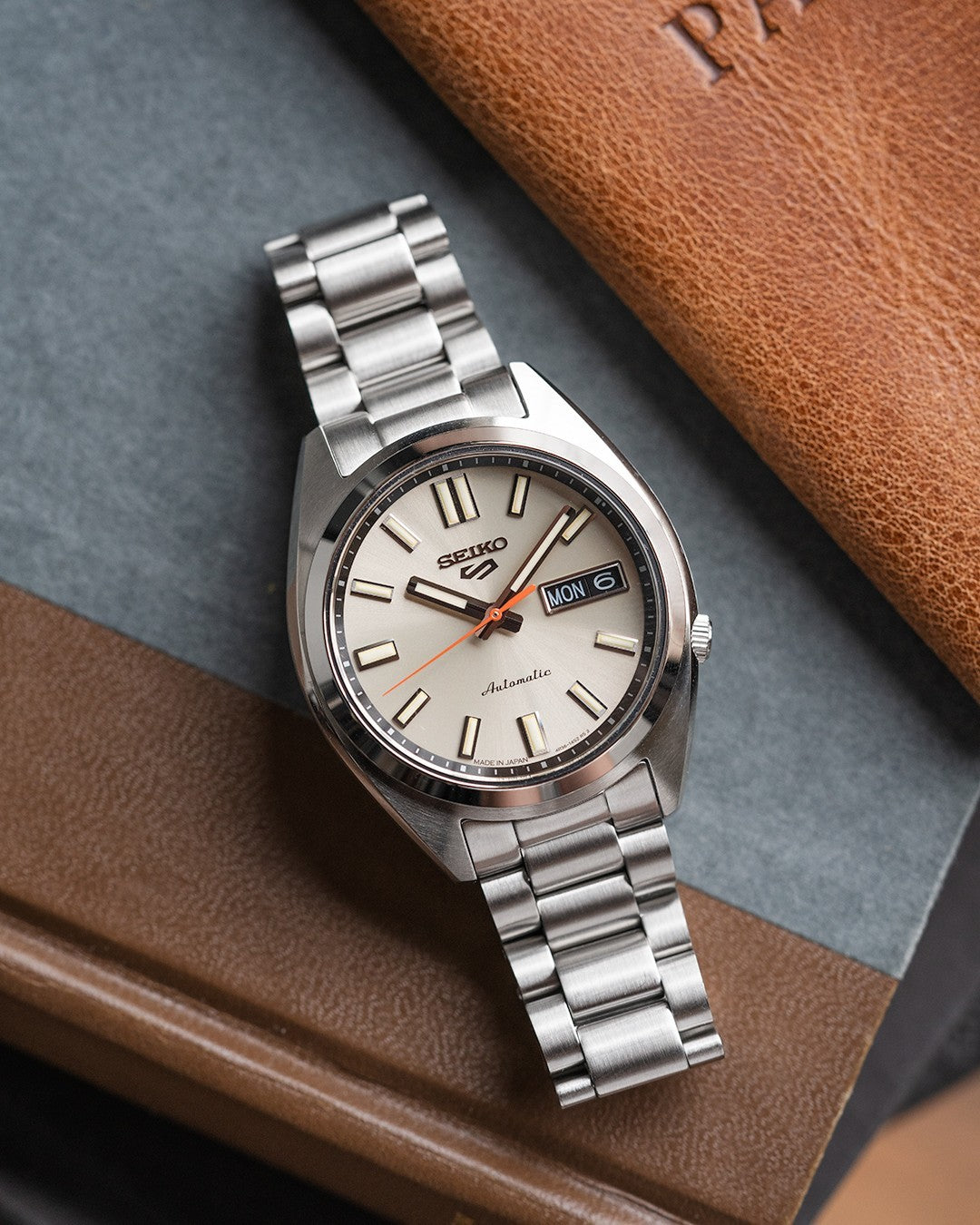Seiko 5 Sports SRPK91K1 automatico avorio 37.4mm acciaio calibro 4R36 uomo