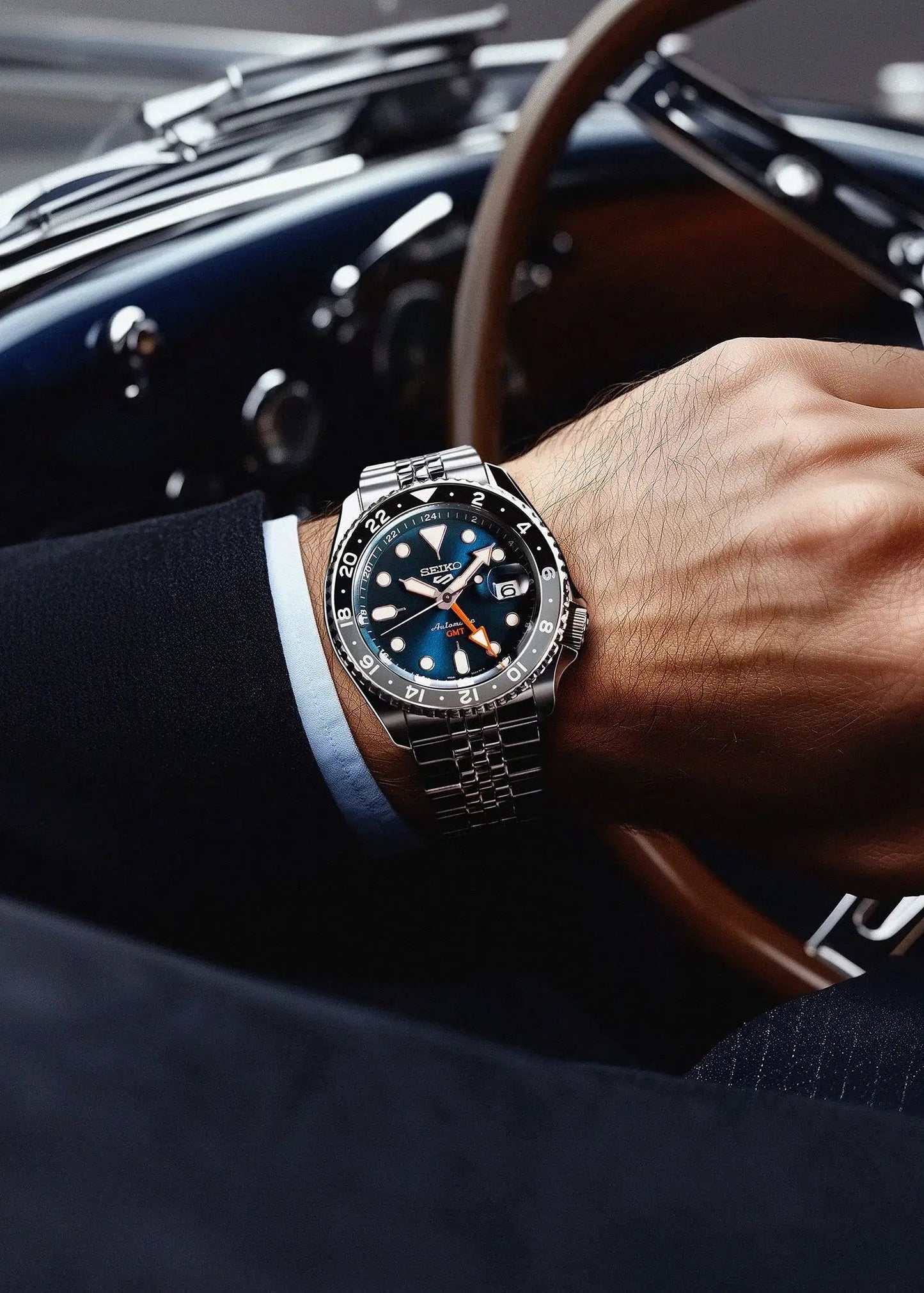 Seiko 5 Sports SSK045K1 GMT automatico sunray blue 42,5 mm acciaio inox calibro 4R34