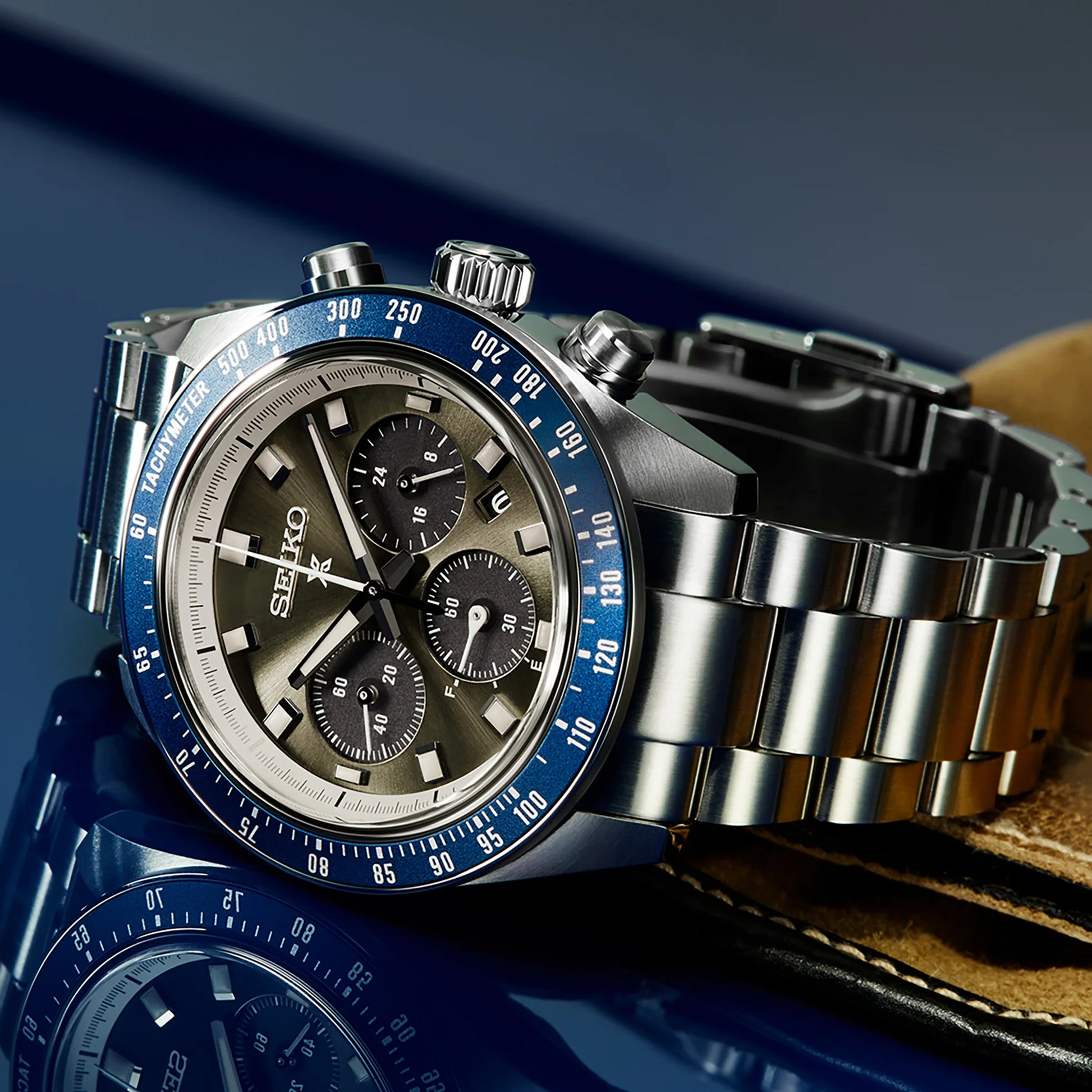 Seiko Prospex Speedtimer Solar Chronograph SSC939P1 – Orologio quarzo solare grigio e blu 41,4mm acciaio con vetro zaffiro