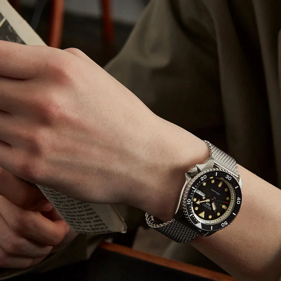 Seiko SRPD73K1 orologio automatico 42,5mm quadrante nero acciaio Seiko 5 Sports Cod SRPD73K1