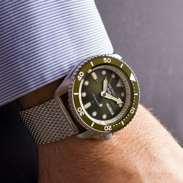 Seiko SRPD75K1 orologio automatico 42,5mm quadrante verde acciaio mesh Seiko 5 Sports Cod SRPD75K1