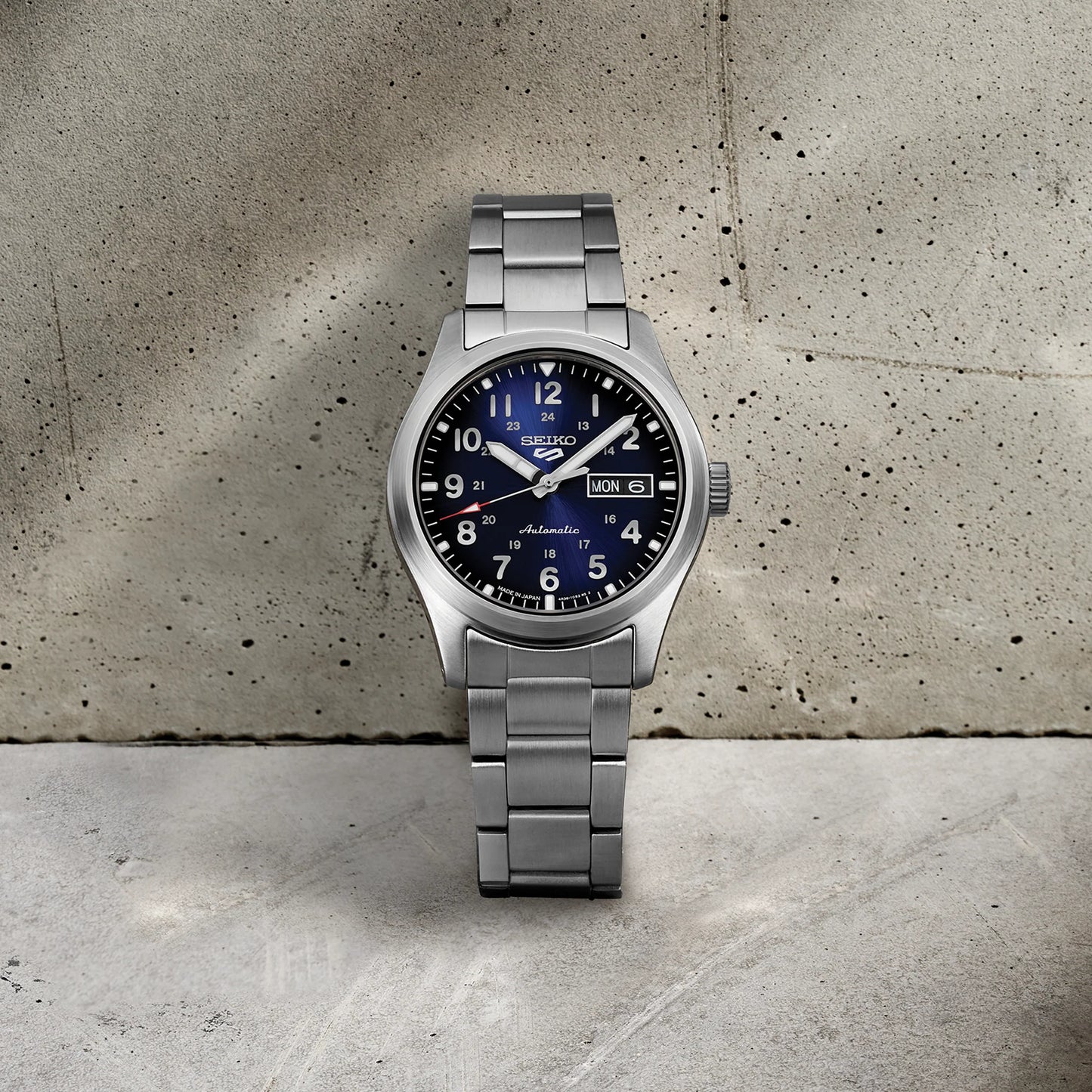Seiko SRPG29K1 automatico quadrante blu 39.4 mm acciaio stile pilot movimento 4R36 uomo