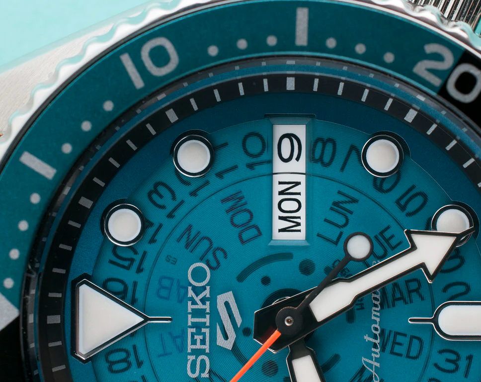 Seiko SRPJ45 automatico 42,5mm acciaio quadrante trasparente calibro 4R36 giorno data a vista