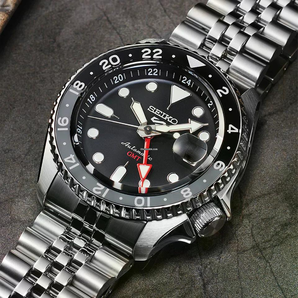 Seiko 5 Sports GMT SSK001 – Automatico, quadrante nero, ghiera Coke, 42,5mm, movimento 4R34

