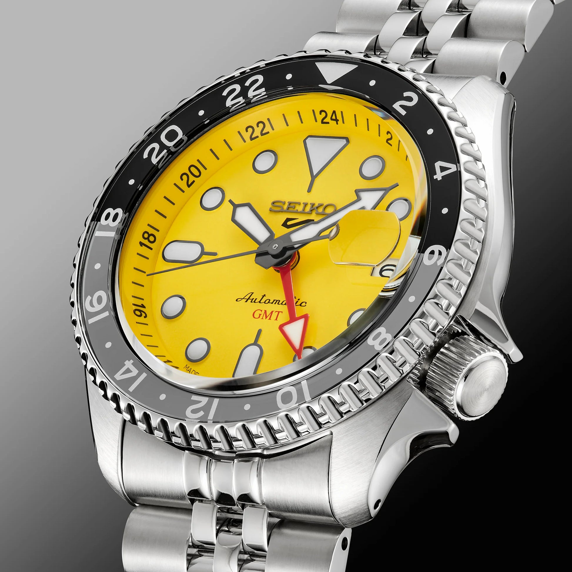 Seiko SSK017K1 automatico GMT giallo 42,5mm calibro 4R34 bracciale acciaio