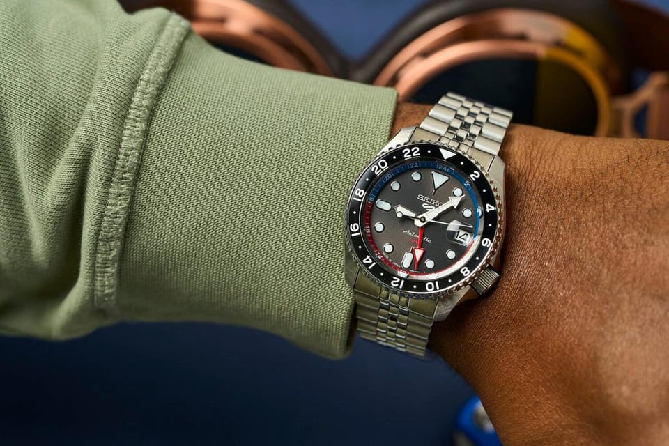 Seiko SSK019K1 automatico GMT quadrante grigio 42,5 mm acciaio – orologio uomo – lunetta bicolore – movimento automatico