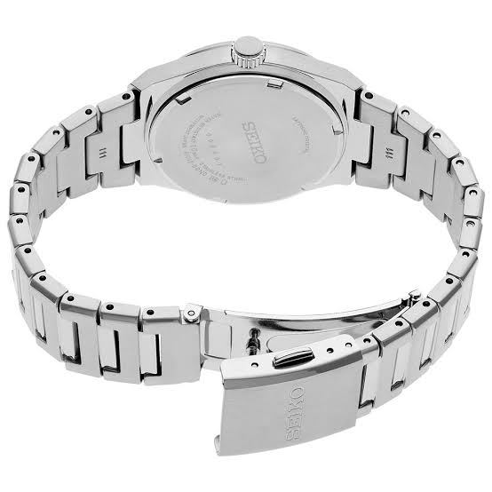 Seiko SUR575P1 Classic donna 34 mm con quadrante blu a striature orizzontali, cassa in acciaio, vetro zaffiro e bracciale integrato.