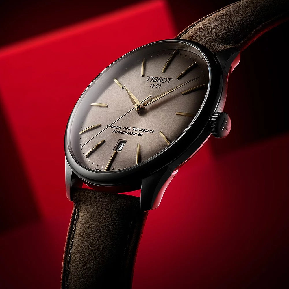Tissot Chemin Des Tourelles Powermatic 80 Automatico Swiss Made Avorio 42mm T139.407.16.261.00 con quadrante avorio, cinturino pelle verde e vetro zaffiro bombato.