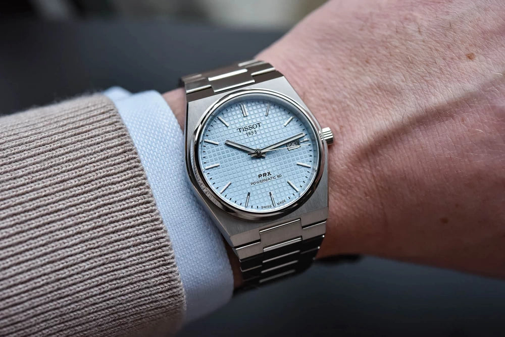 Tissot PRX Automatico Swiss Made quadrante blu 40mm T137.407.11.351.00 con movimento Powermatic 80, fondello a vista, vetro zaffiro e cinturino intercambiabile

